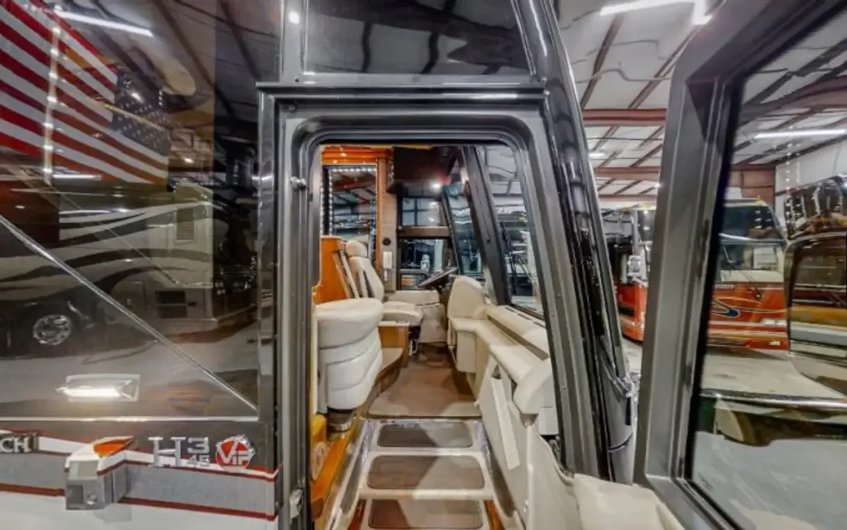 2012 Liberty H3-45 : Triple Slide