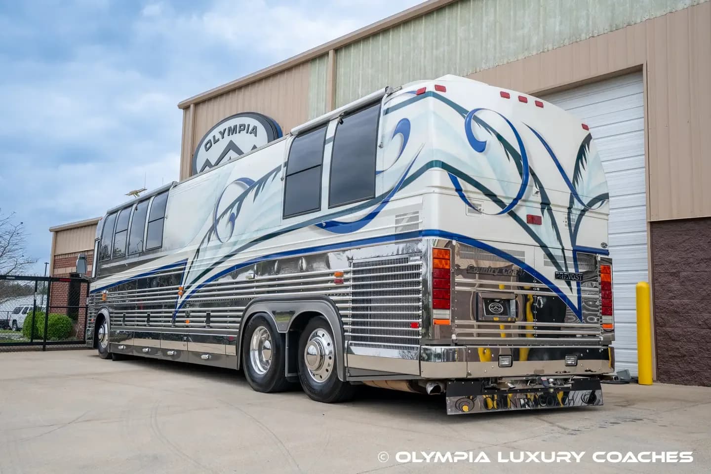 1997 Country Coach XL : Non-Slide