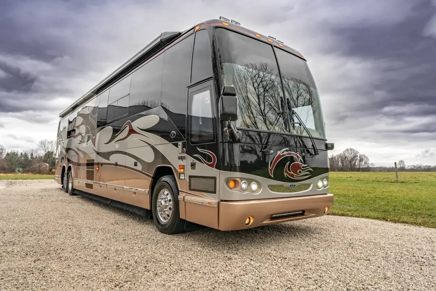 2005 Featherlite H3-45 – Double Slide