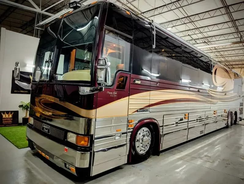 2002 Prevost XLII Liberty Elegant Lady Single Slide