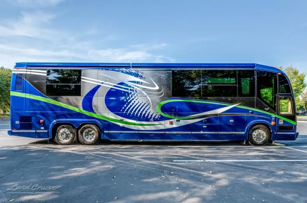 2009 Marathon H3-45 interior - photo 5 of 14