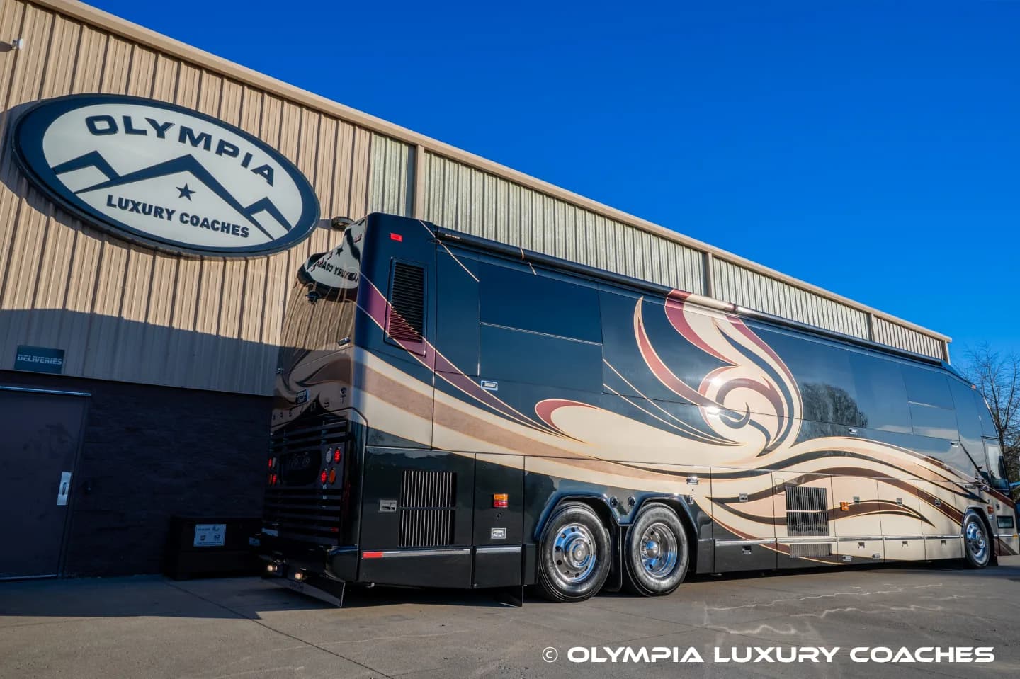 2009 Liberty H3-45 interior - photo 5 of 46