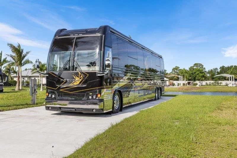 Goss RV Prevost Epic DS