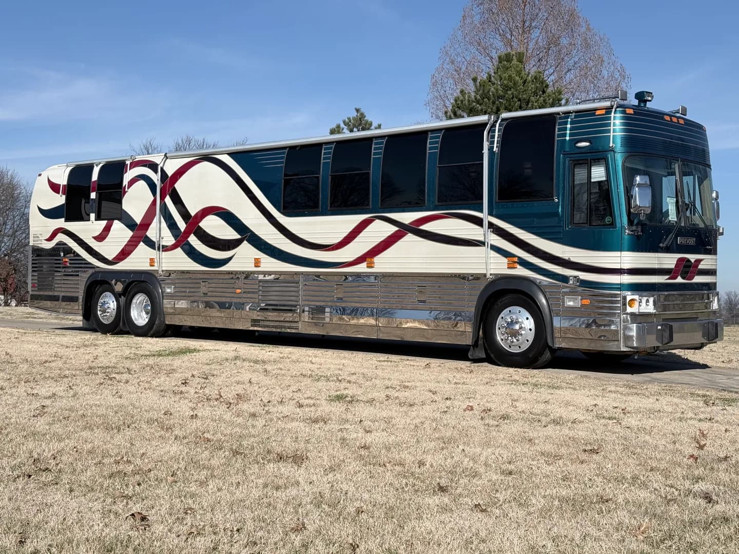 1998 Prevost XL-45 Hoffman- D3290